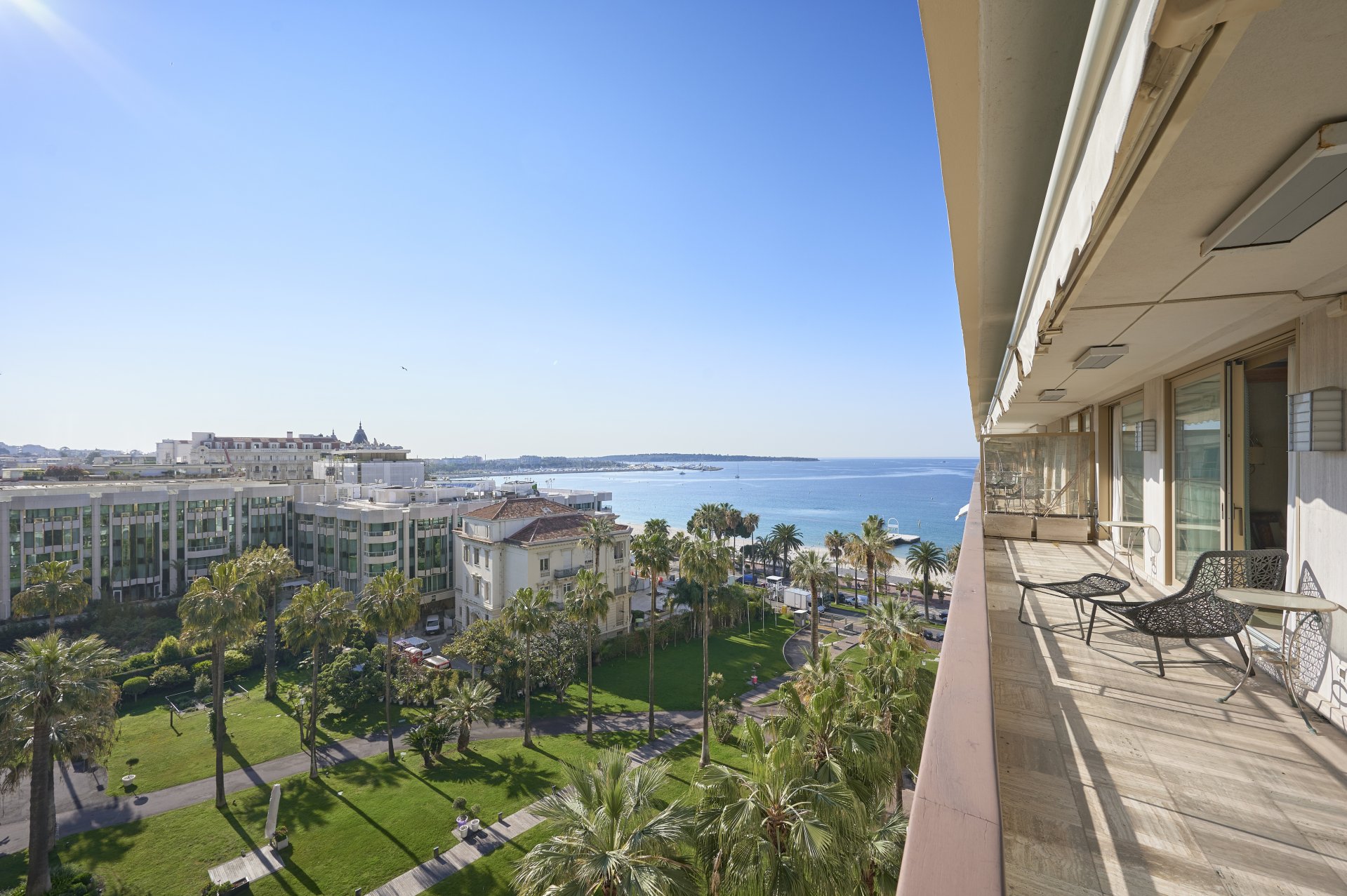 apartment de luxe · a Cannes · 5 chambres · photo 1 sur 15