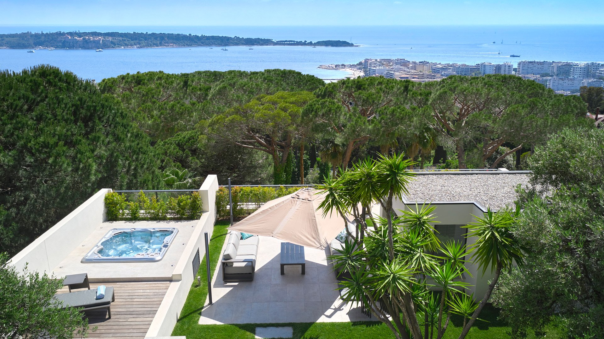 penthouse de luxe · a Cannes · 4 chambres · photo 1 sur 44