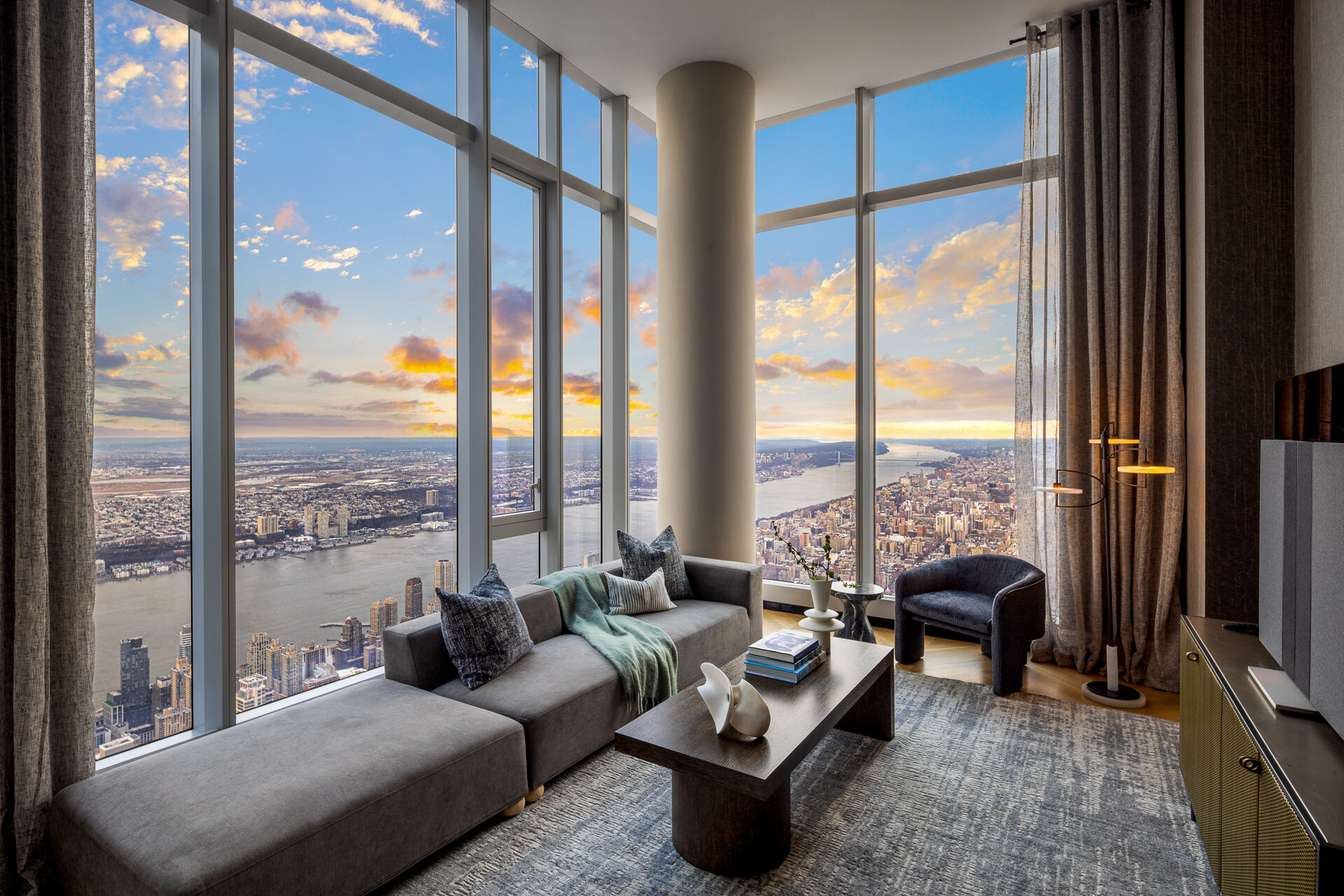 For Sale 7bedroom luxury penthouse on Central Park Tower