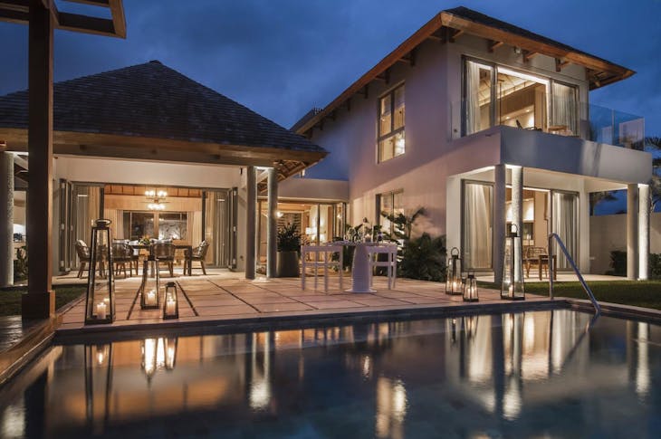 architecture building house housing villa pool water waterfront swimming pool