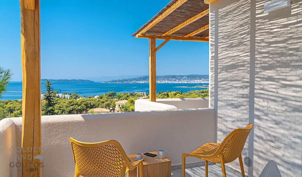 villa de luxe · a Porto Heli · 3 chambres · 3 salles de bain · photo 1 sur 16
