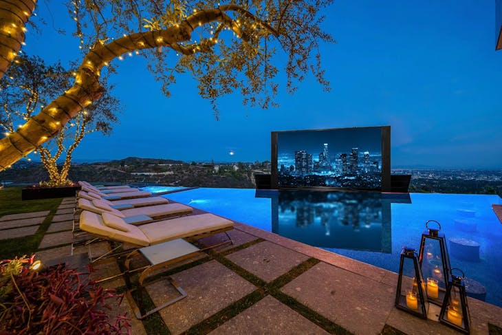pool water nature outdoors scenery swimming pool building hotel resort candle
