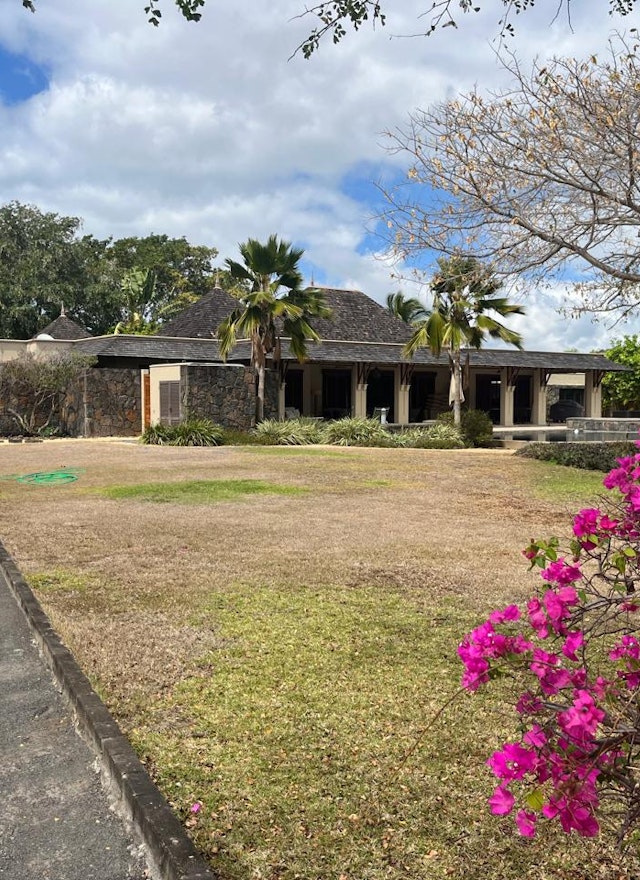 Prestige Real Estate Investment: Villa for Sale on Tamarina Golf Estate – West Coast of Mauritius