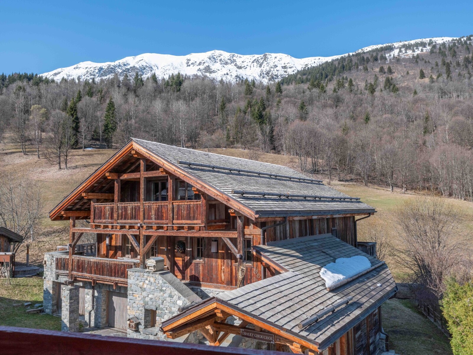 property de luxe · a Méribel · 6 chambres · 6 salles de bain · photo 1 sur 9