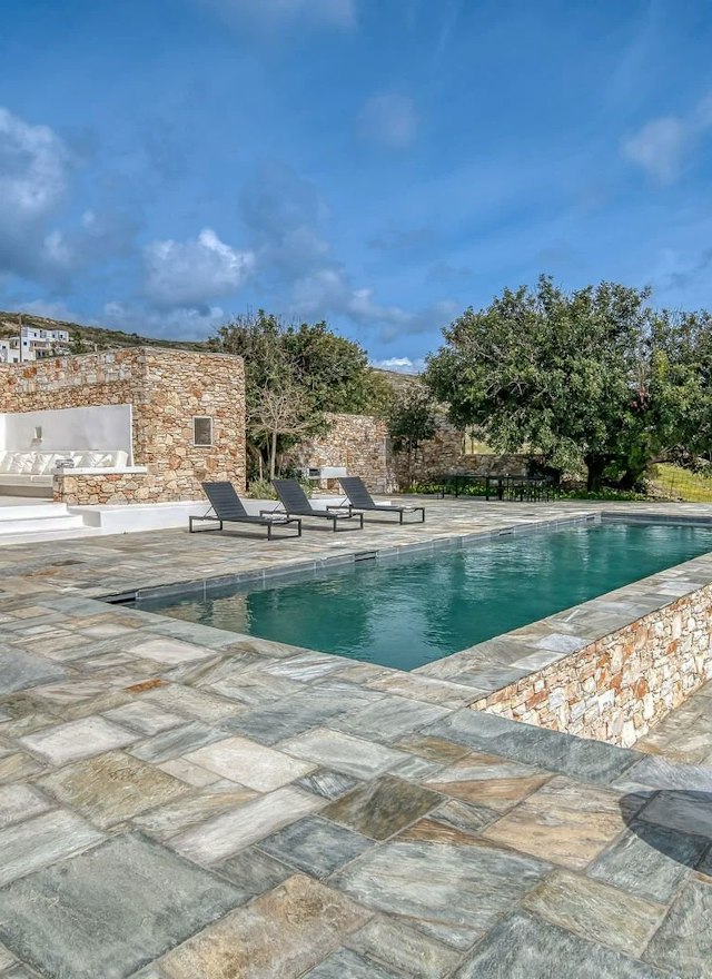 VILLA TRIPITI