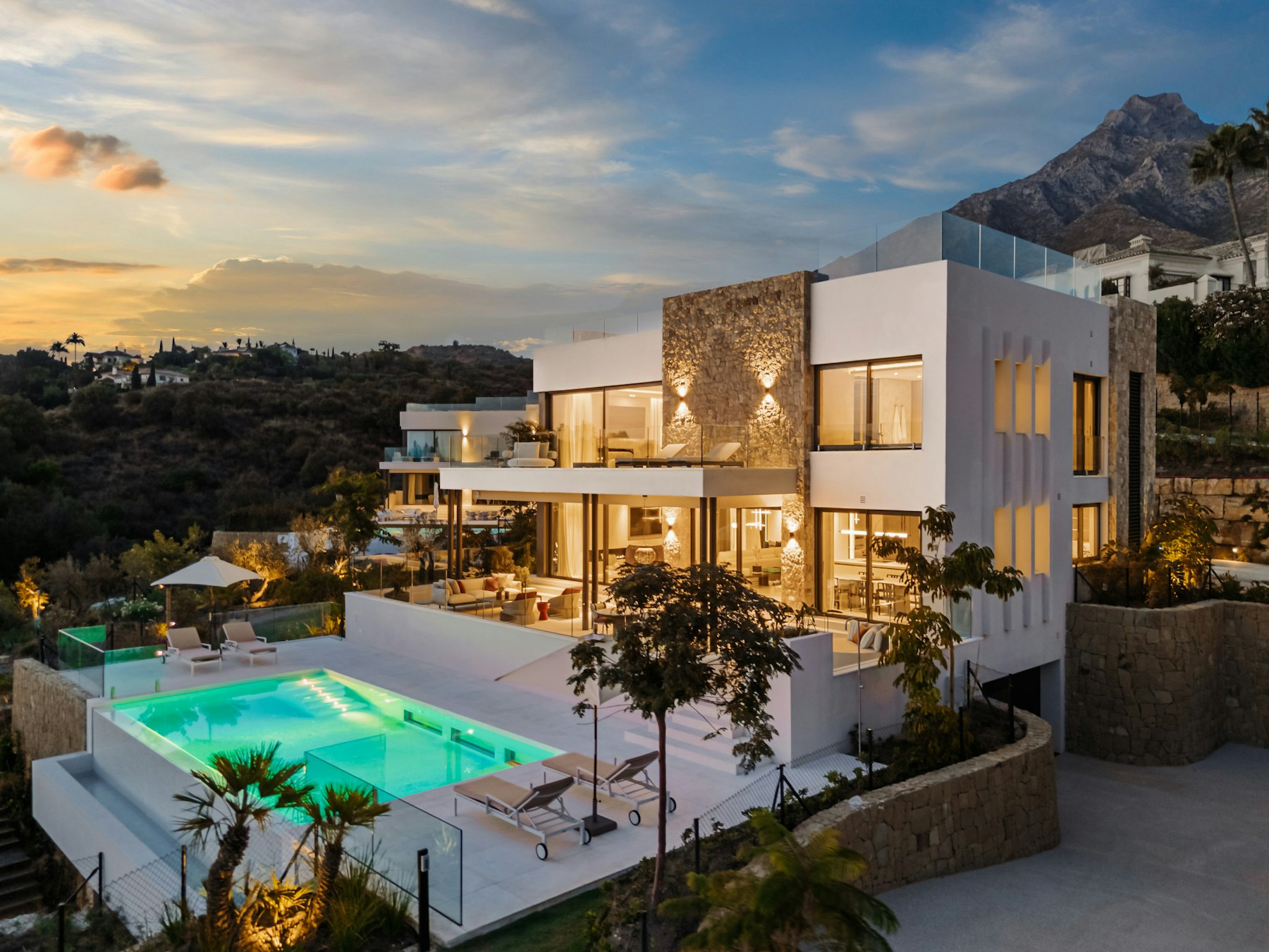 Contemporary villa near Marbella Golden Mile