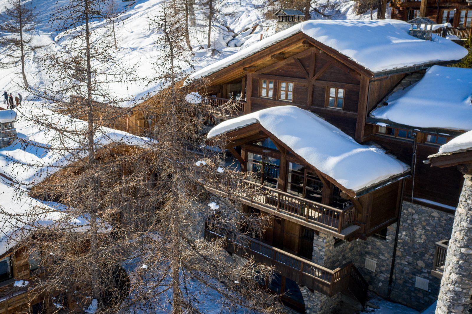 Exceptional chalet in Carats, Val d'Isère: mountain luxury and panoramic views