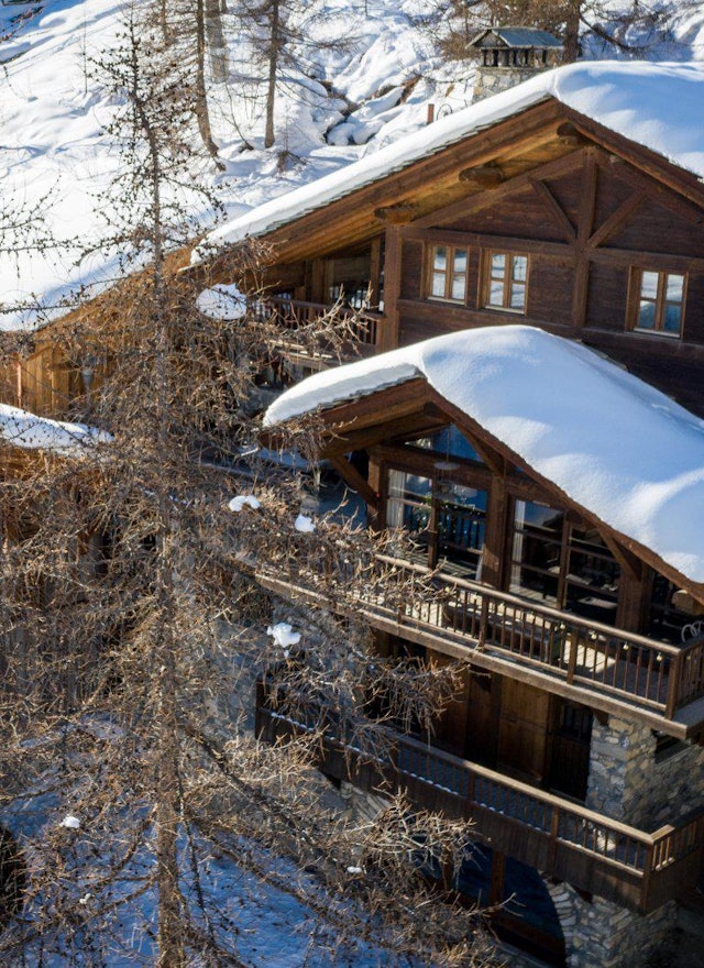 Exceptional chalet in Carats, Val d'Isère: mountain luxury and panoramic views