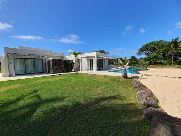 house housing villa grass summer hotel resort lawn backyard pool