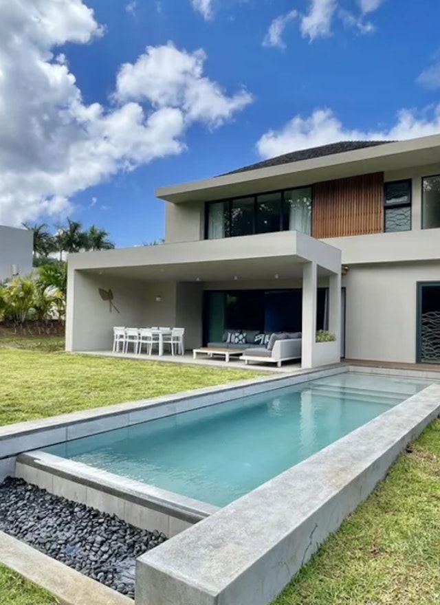 Luxurious Golf Estate Villa in Mauritius – Where Elegance Meets Championship Living