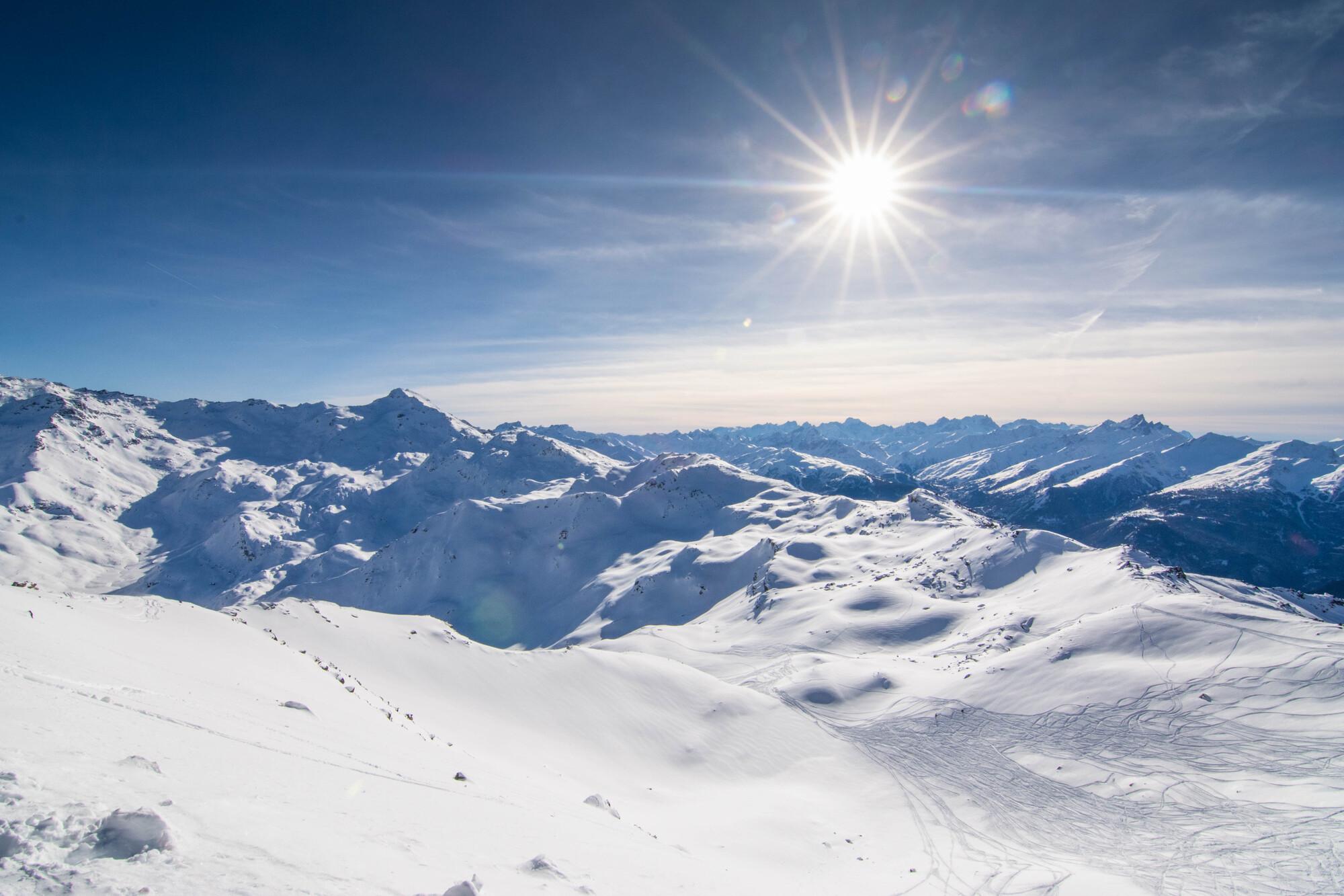 Mountain landscape in the French Alps supporting premium real estate and lifestyle positioning for Naos 1570 in Saint-Martin-de-Belleville, France