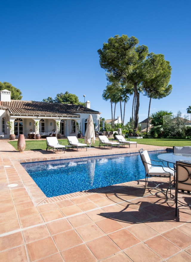 Luxury villa for sale in Marbella Golden Mile, Marbella | Casa de los Sueños