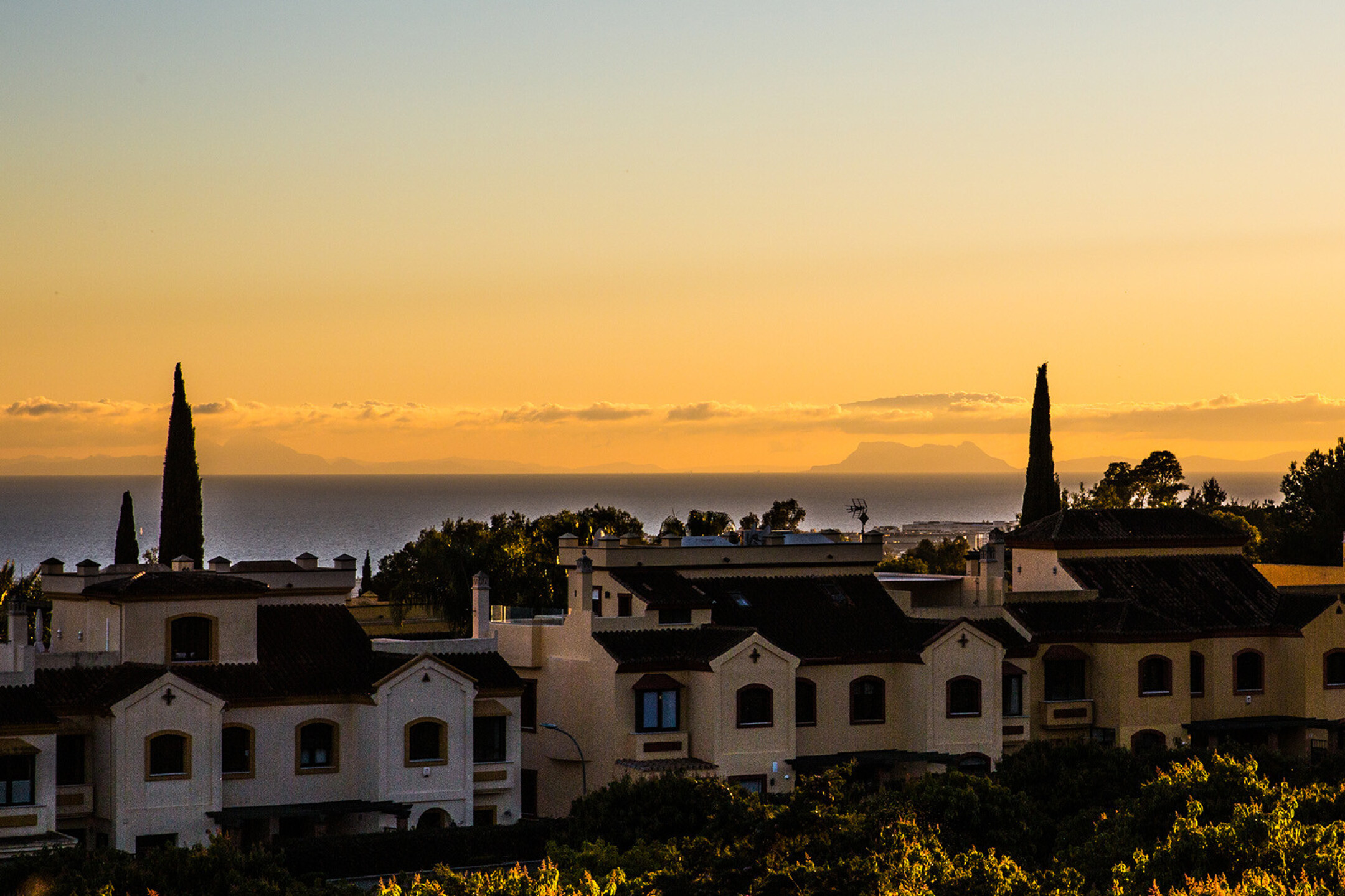 Coucher de soleil sur les toits de Sierra Blanca