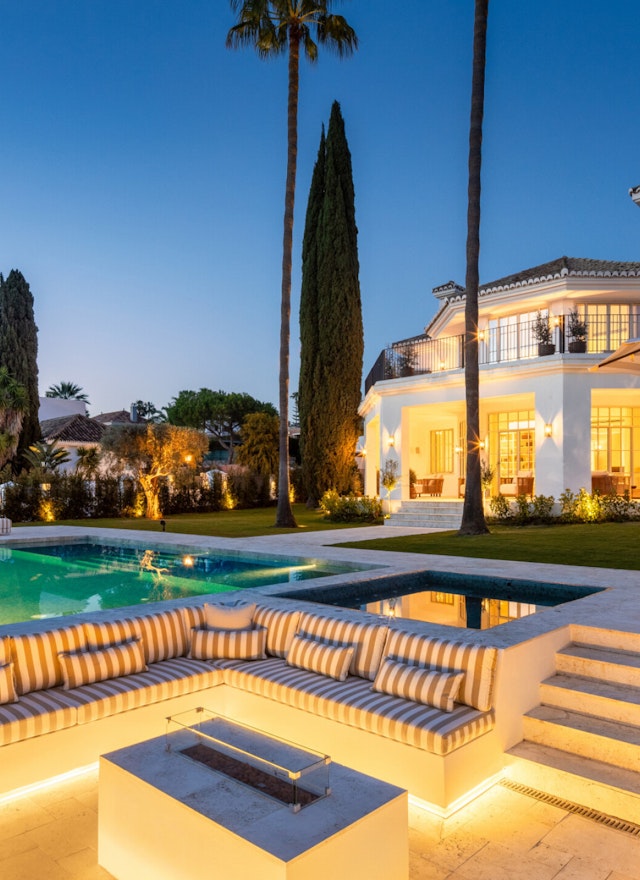 Luxury villa for sale in Nueva Andalucia, Marbella | Villa Karina