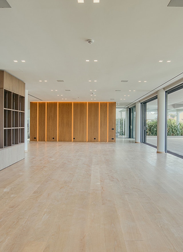 Contemporary Villa in Voula for sale in Athens
