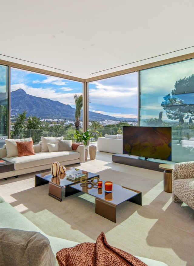Brand-new villa for sale in Nueva Andalucia, Marbella | Alcala 70