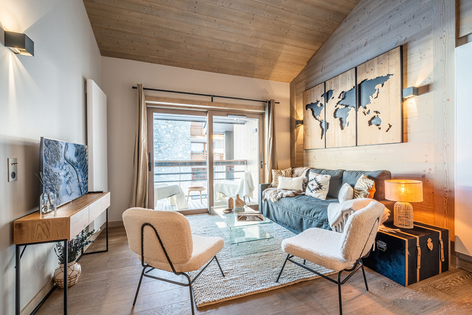 2-room Apartment - resort center for sale in Courchevel