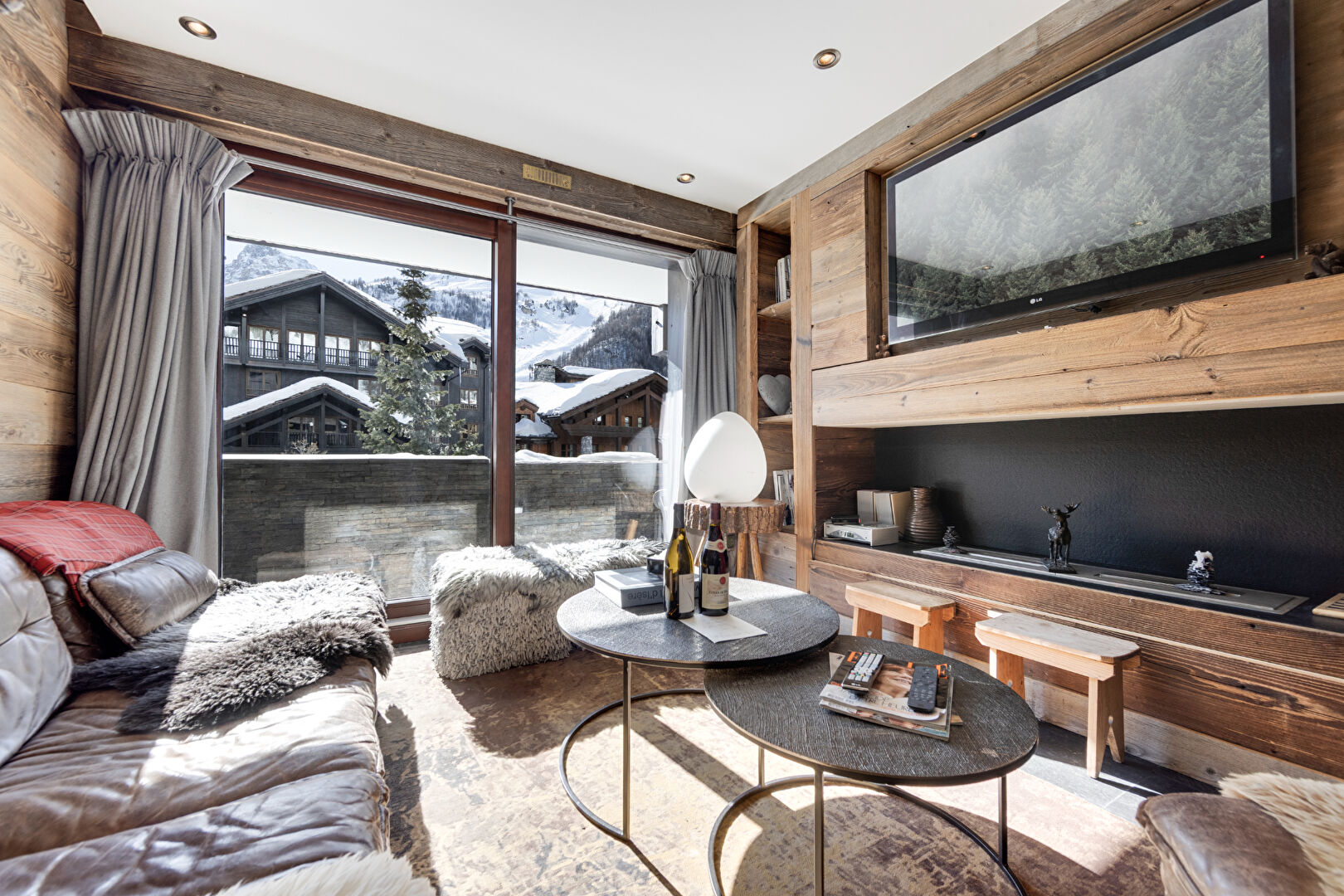 3-bedroom apartment - Resort center for sale in Val d'Isere