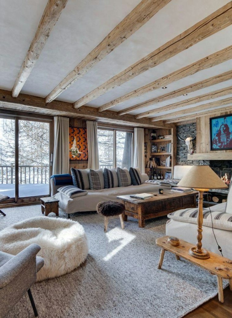 8 ROOM CHALET - MAGNIFICENT VIEW for sale in Val d'Isere