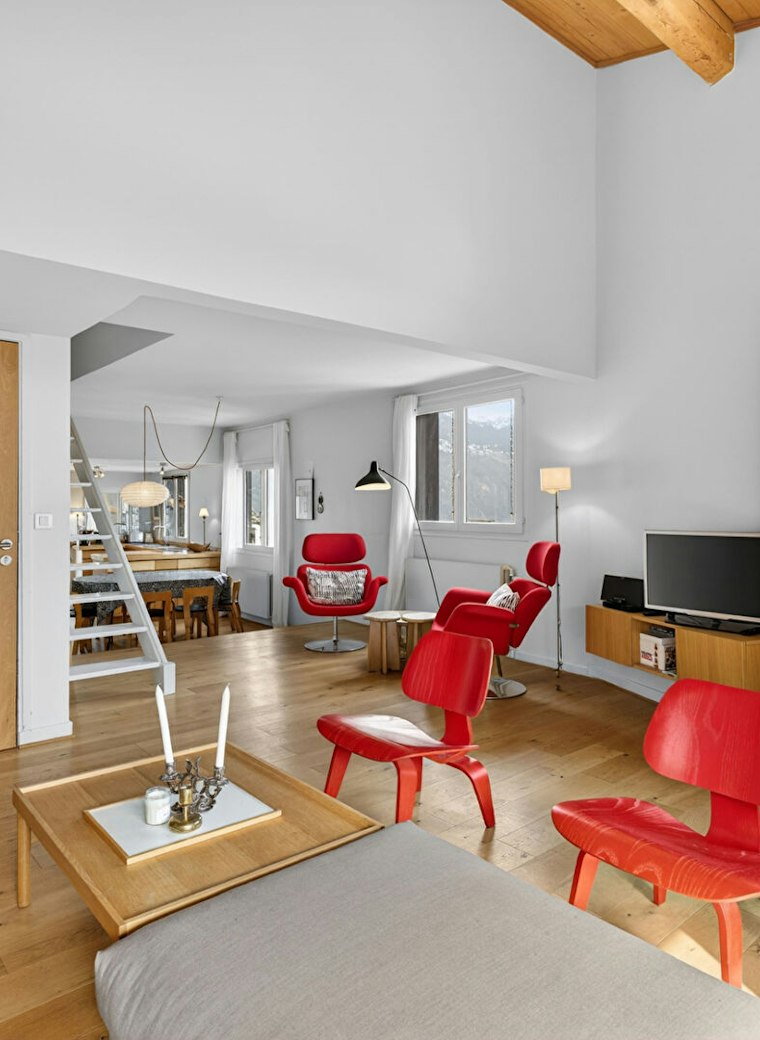 Chalet comprising two apartments in Les Allues for sale in Meribel