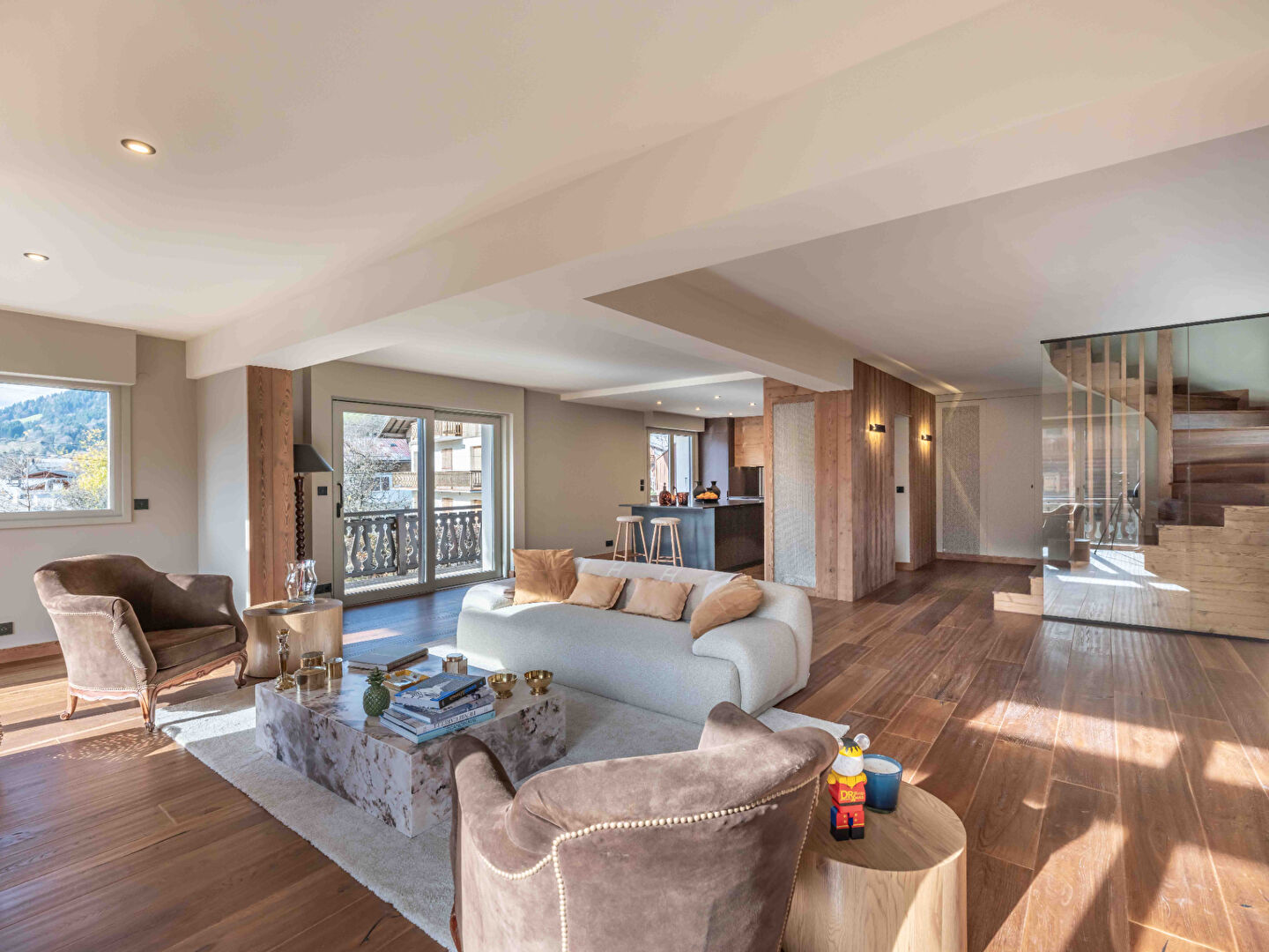 Renovated 212 m² semi-detached chalet in Le Jaillet, Megève, 4 suites and garden