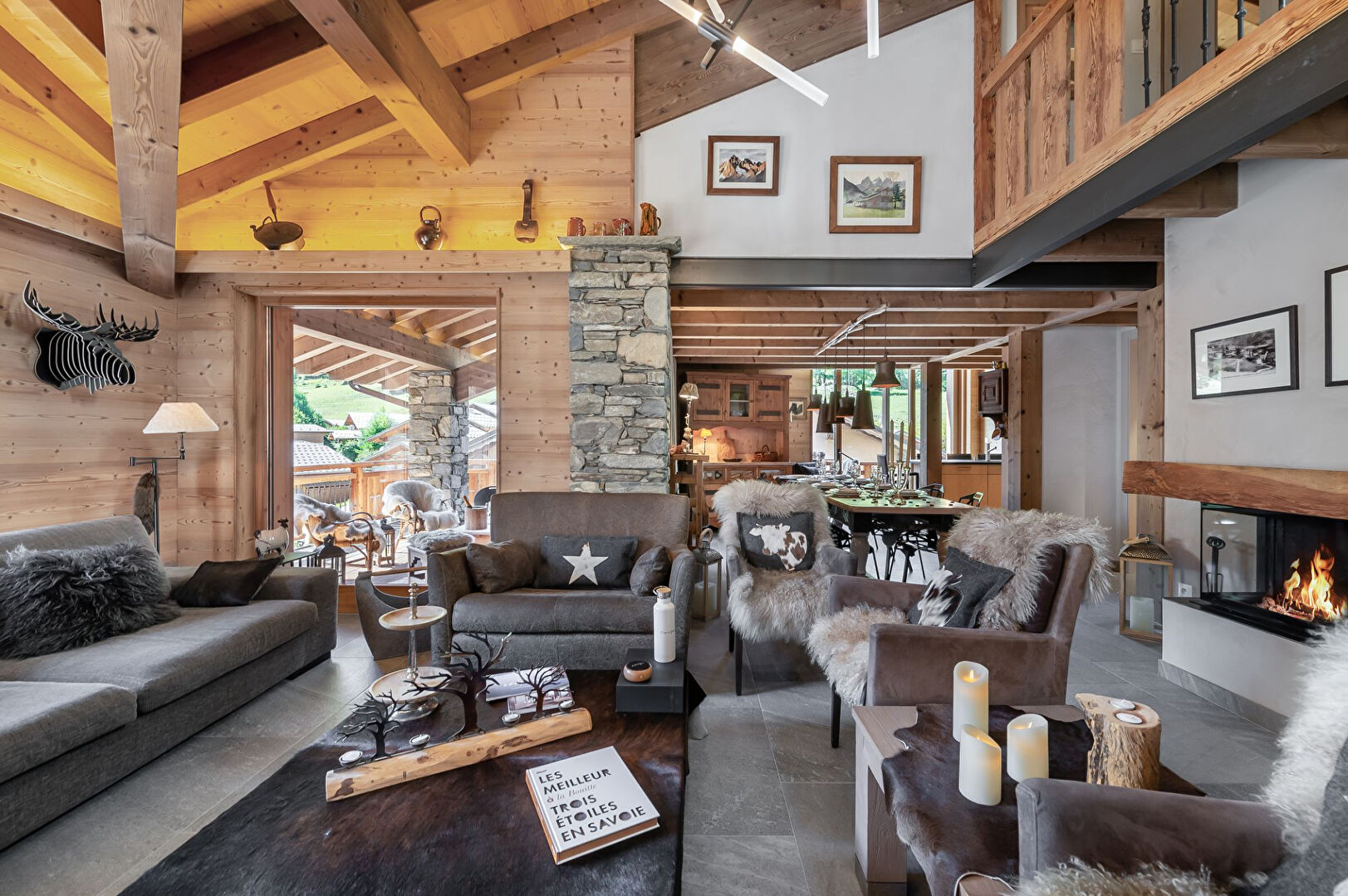 Beautiful duplex apartment in immediate proximity to the ski lifts for sale in Saint-Martin-de-Belleville