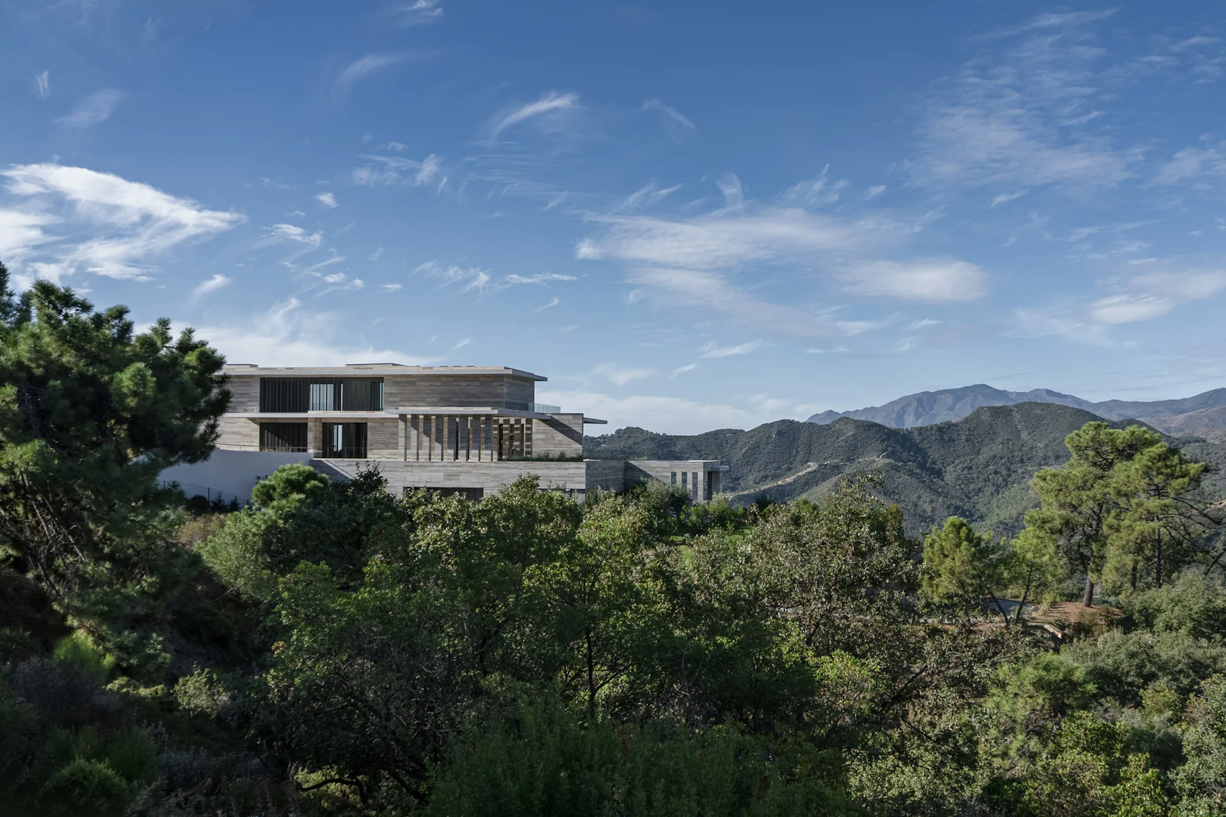 Villa face à la Sierra Bermeja, La Zagaleta