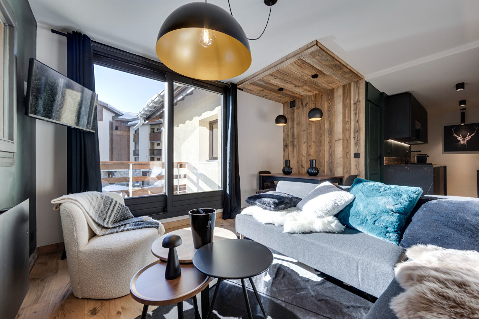 2-bedroom renovated apartment - Close to the center for sale in Val d'Isere