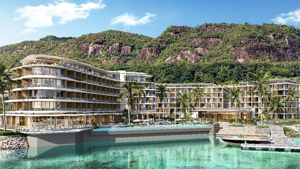 Seafront elevation facing Eden Island and the superyacht marina