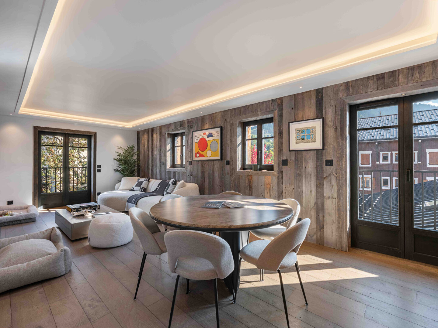 Two-Bedroom Apartment, Village Centre for sale in Megeve