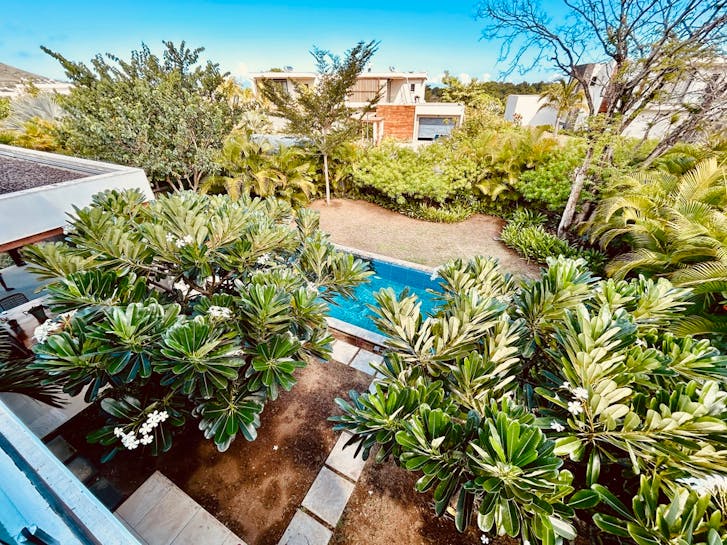 Contemporary 4-Bedroom Villa with Private Pool and Sea View – Akasha Estate, Tamarin