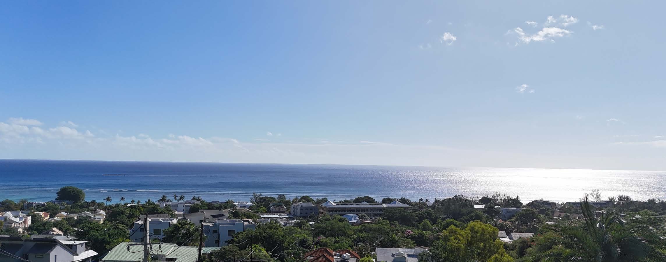 Luxury Hillside Residence with 180° Panoramic Views from Le Morne to Flic-en-Flac – Mauritius