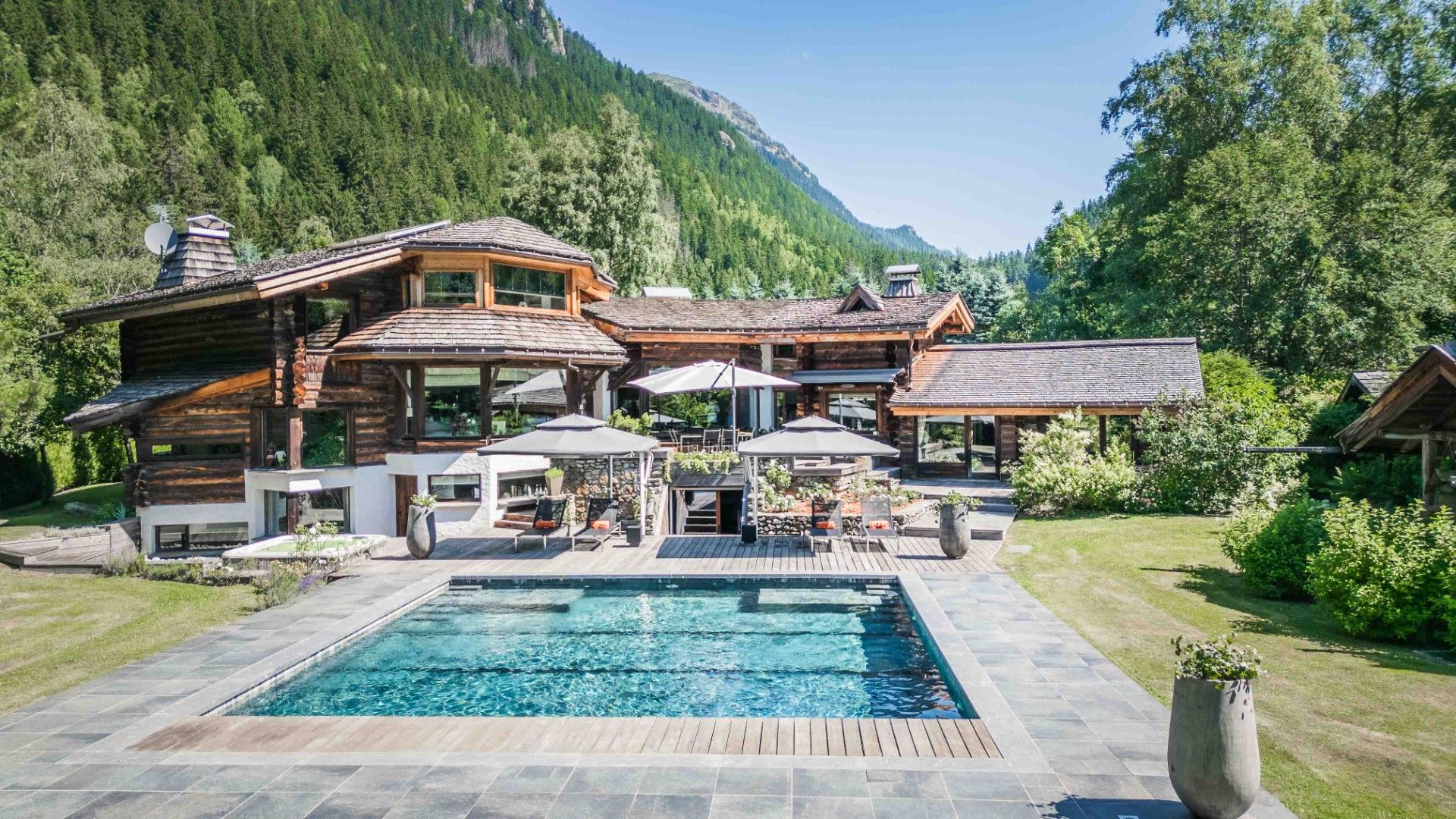 Prestigious 7-room chalet - Unobstructed views of Mont-Blanc for sale in Chamonix