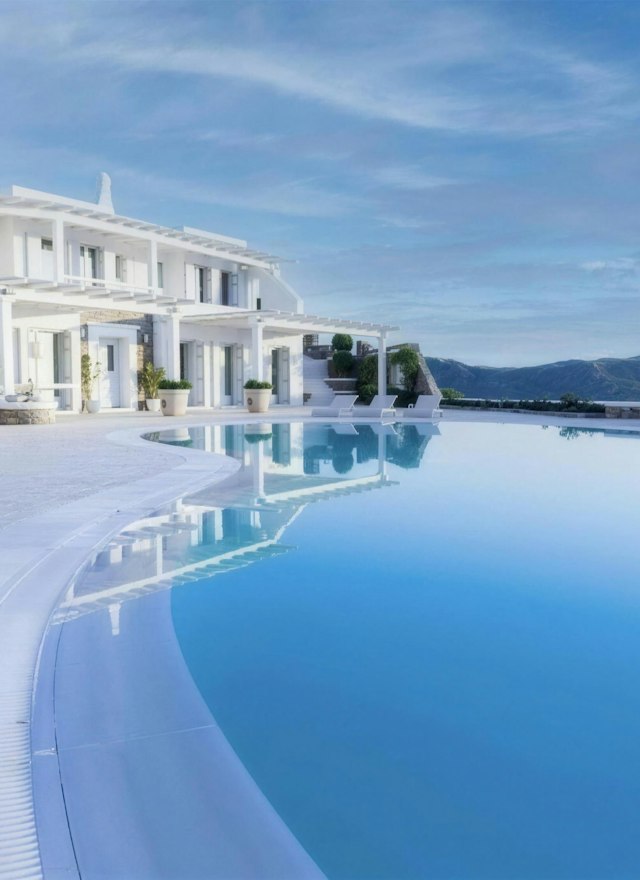 Luxury villa of 1,800 m² for sale in Mykonos – Kalo Livadi