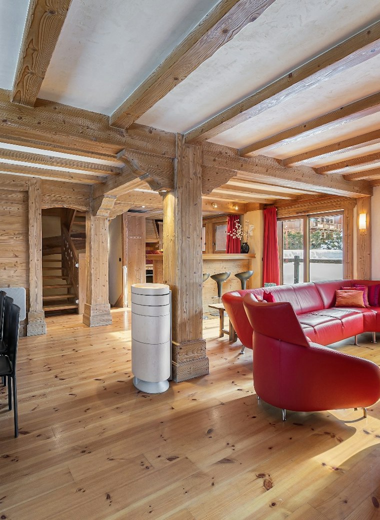 Charming Savoyard chalet in Méribel Village for sale in Meribel