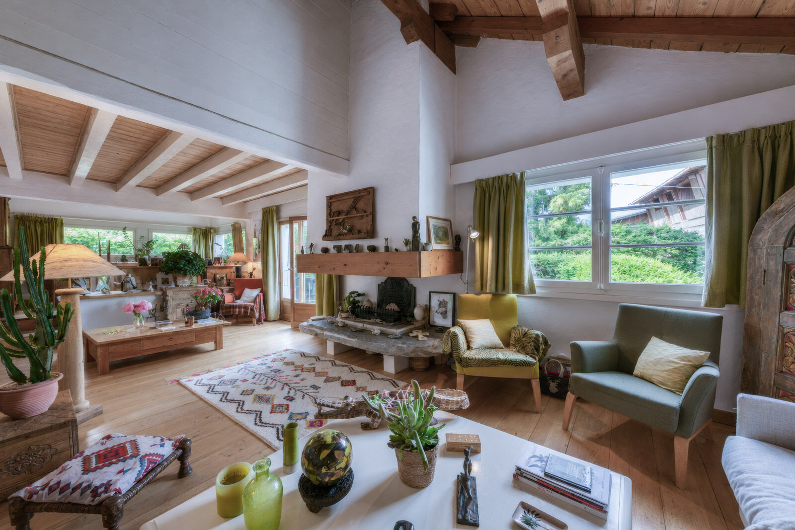Chalet of 193 sqm - Rochebrune for sale in Megeve