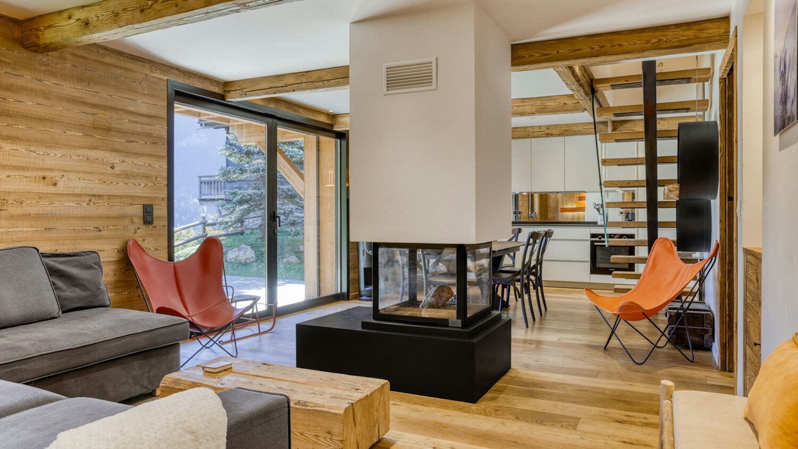 Modern chalet - 3 bedrooms - Facing Mont Blanc for sale in Saint-Gervais Mont-Blanc
