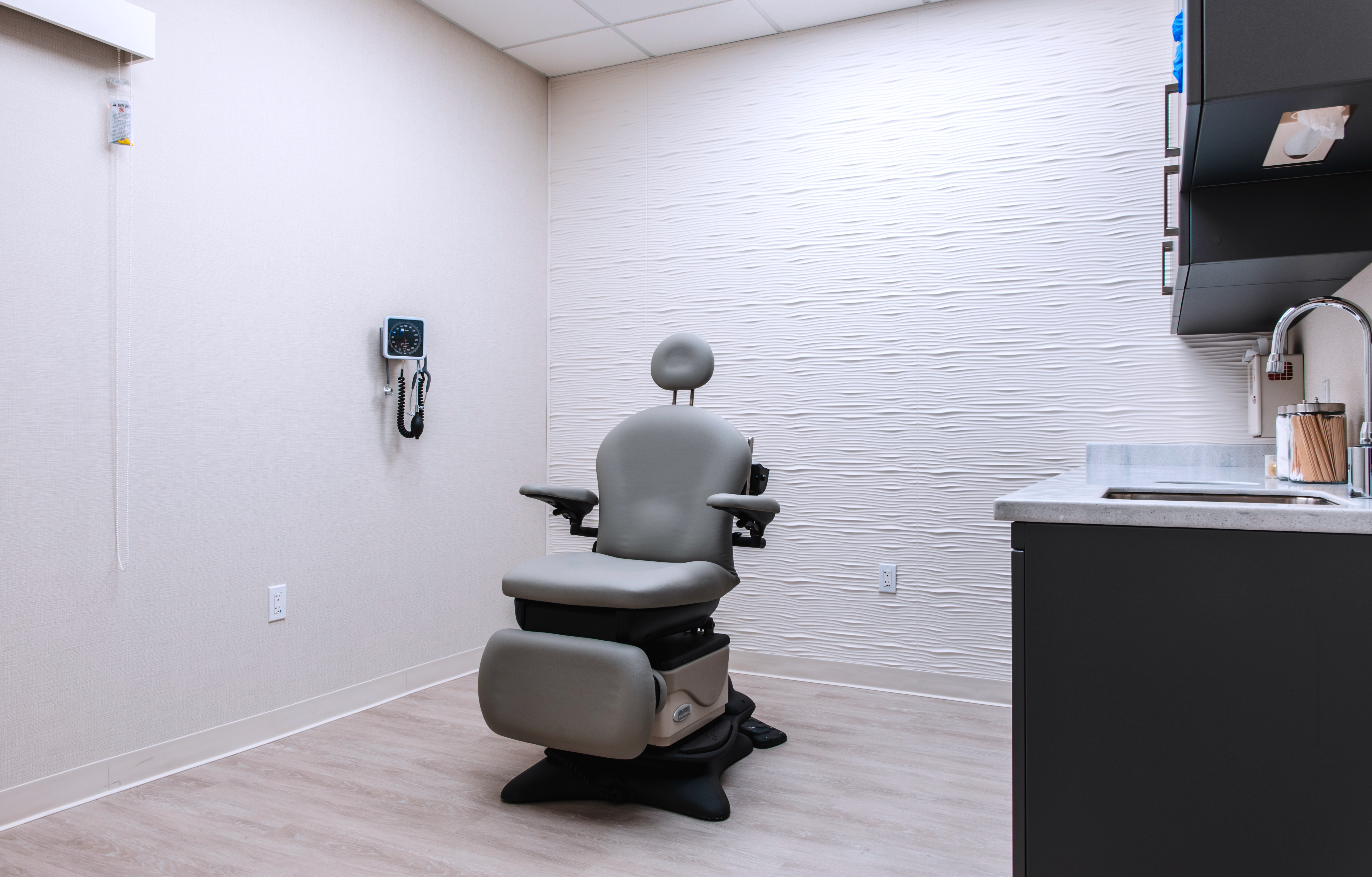 North Shore Cosmetic Surgery exam room