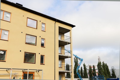 Hiidenvartin talojen rakentaminen käynnissä.