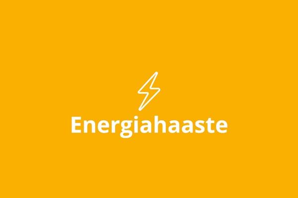 Oranssilla taustalla oleva salama ja teksti: energiahaaste.