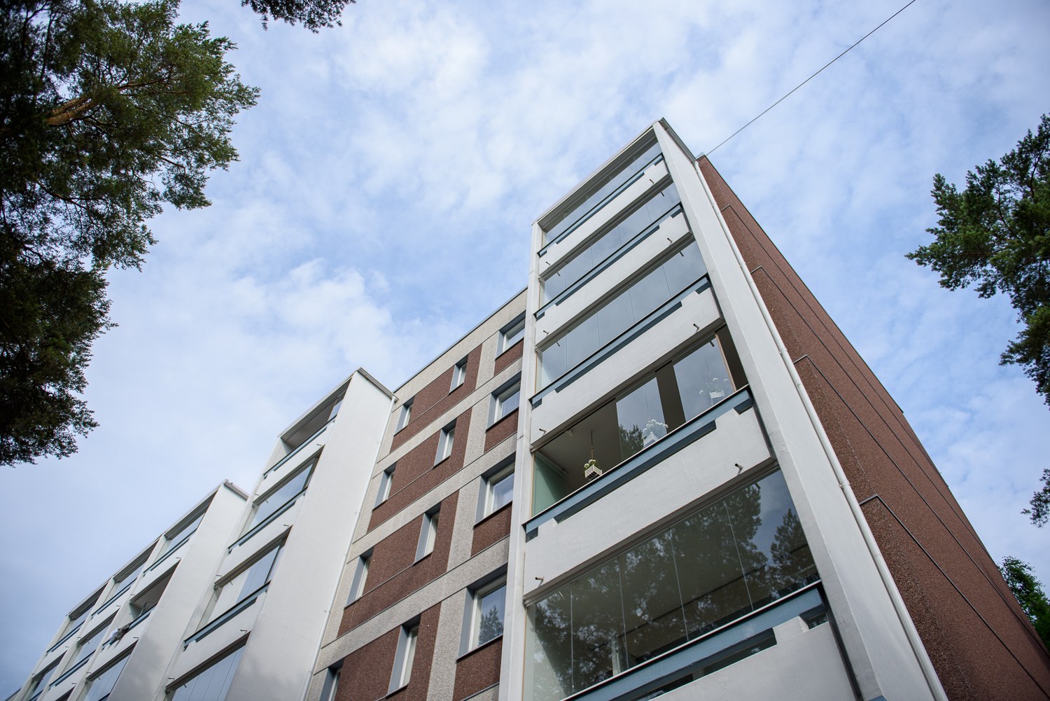 Asuntokohteen julkisivu, VARUSMESTARINTIE 12, 20360 Turku