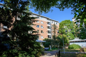PUISTOKATU 11, 20100 Turku