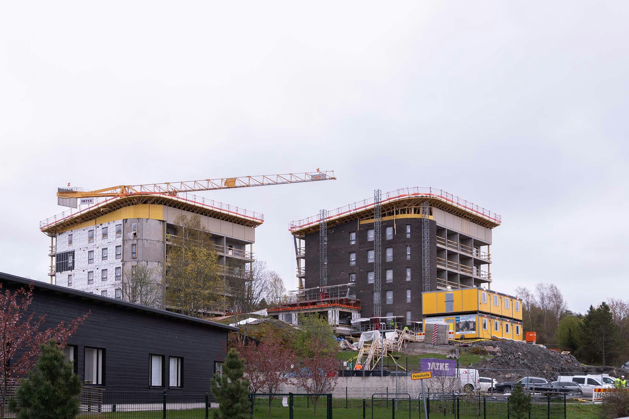 Rakennustyömaa osoitteessa Murkionkatu 12.
