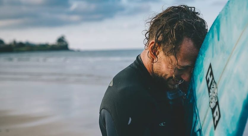 Cover Image for NO WAVE BACK. human,person,face
