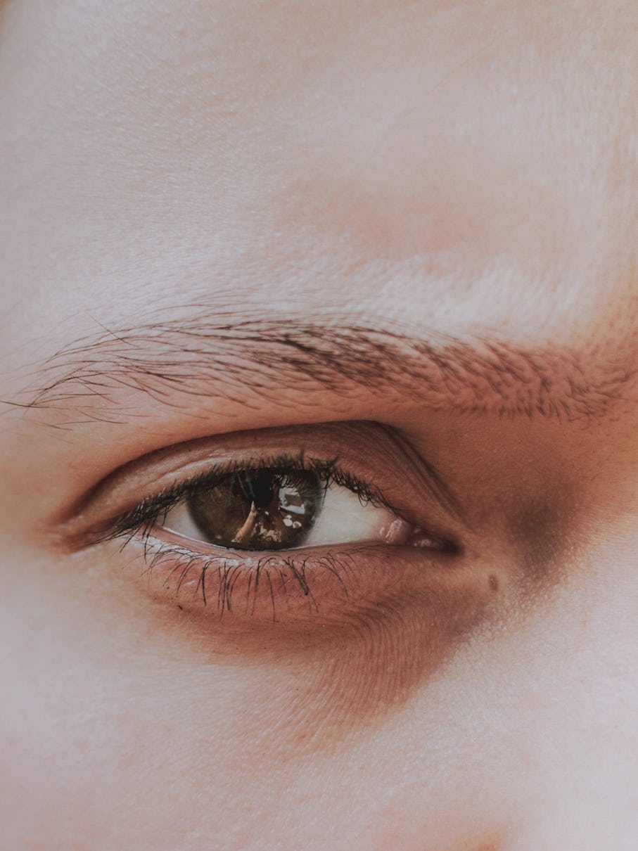 How to use our eye drops How to use our eye drops