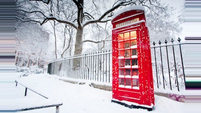 Telephone booth London Snow