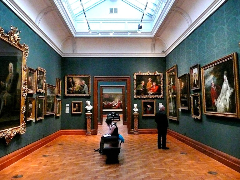 Visiting free museums in London is an excellent way to discover the history, explore art and cultural collections, and browse artifacts. Read more! 