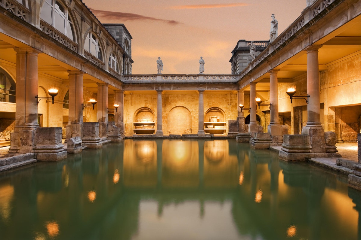 Римские. Бат Англия римские термы. Древний Рим термы бани купальни. Римские термы в городе бат. Термы в древнем Риме.
