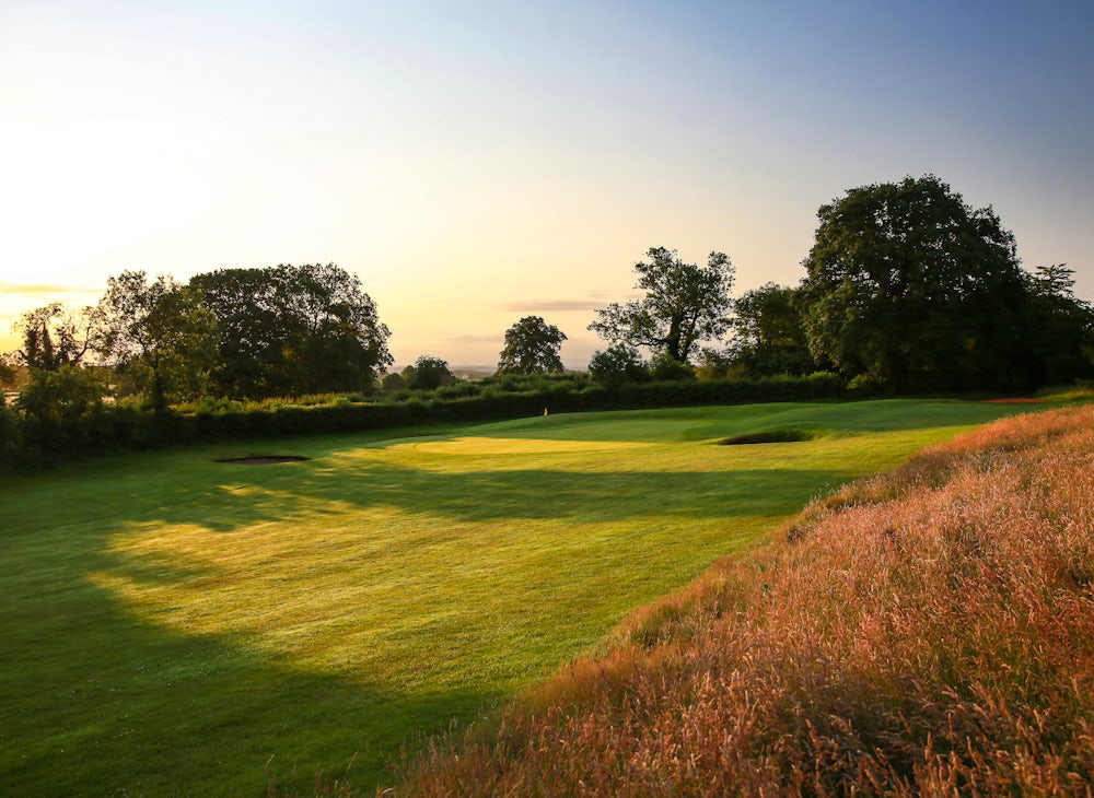 6th Hole Portal Premier Course –Golf breaks Cheshire