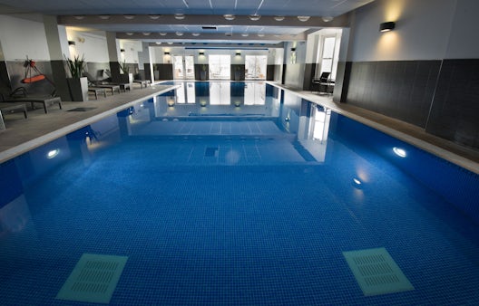 Pool at Macdonald Old England